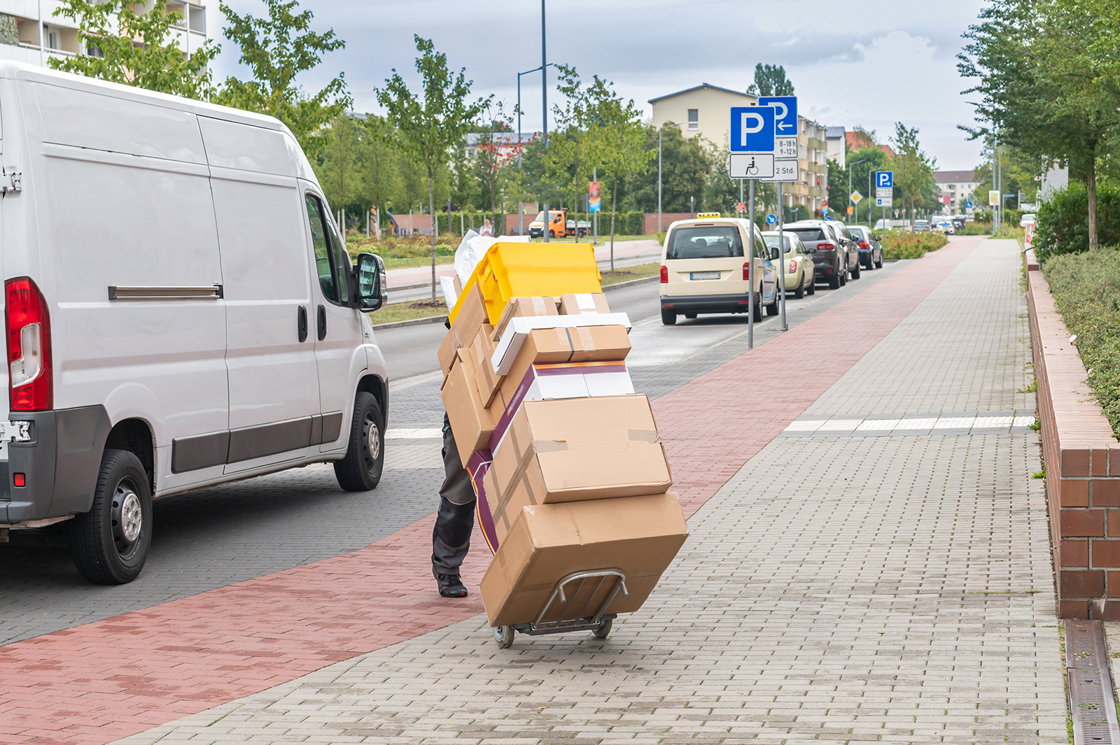 4 Considerations for Parcel Shipping in Europe